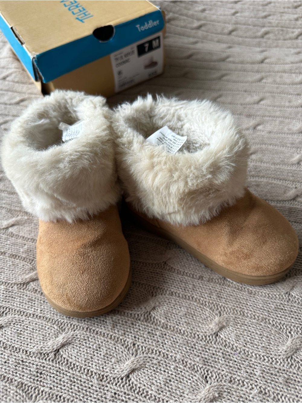 EUC Thereabouts Toddler Girl Faux Fur Lil Kaylee Winter Booties, Cognac, Size 7